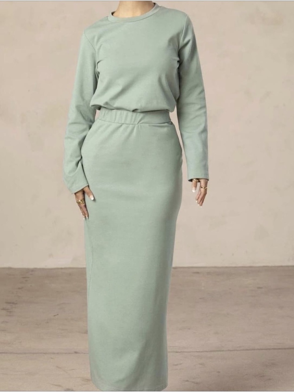Veiled Jessie Skirt Set in Taupe